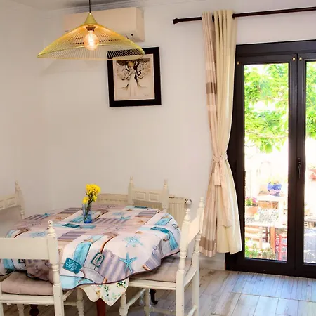 Guest house Valerie Bio & Zen L'Escala
